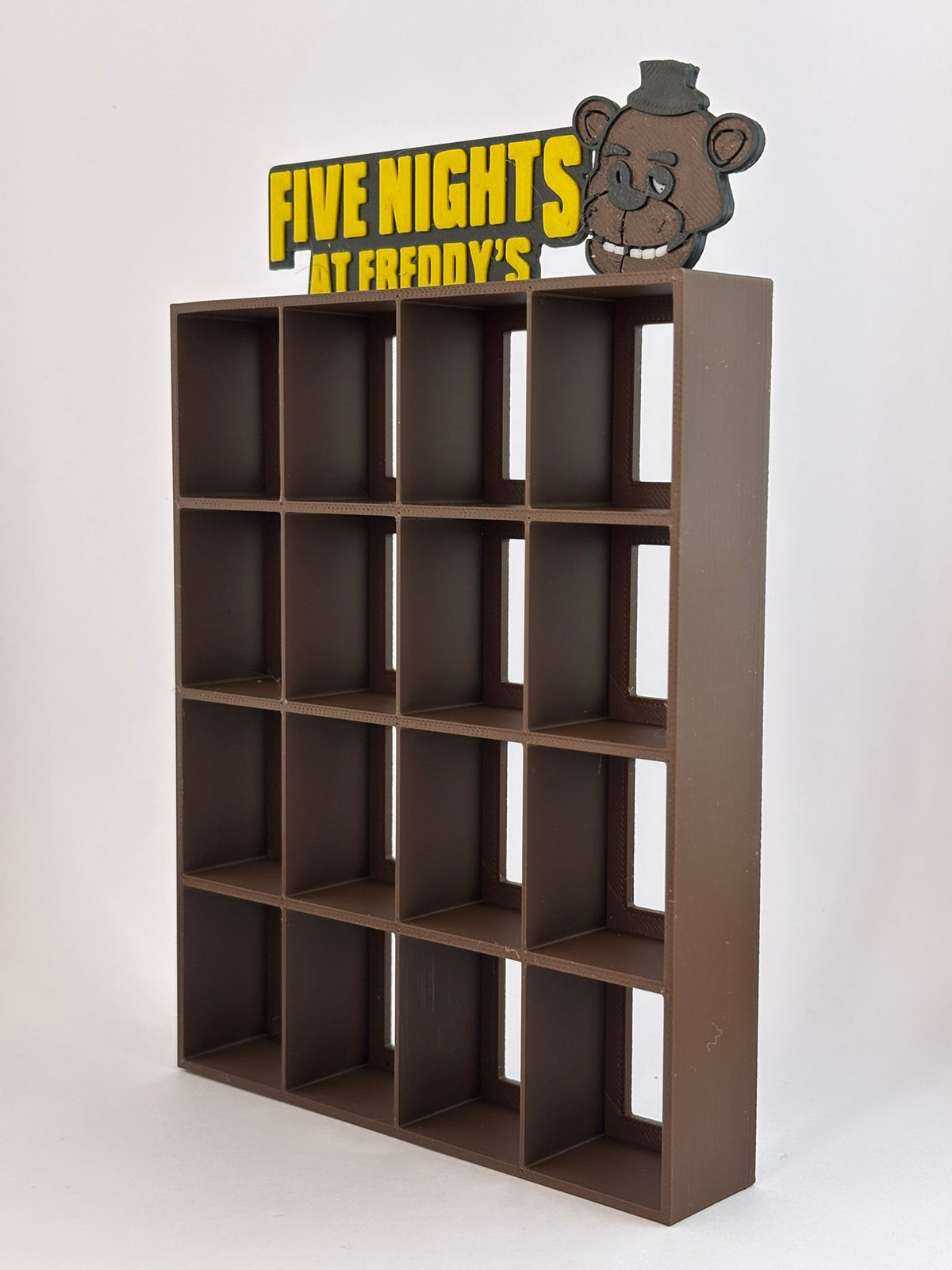 Estantería Five Nights at Freddy’s para Funko Bitty Pop | Expositor Marrón 3D con Tema FNAF | Exhibidor para 16 Mini Funkos - Zascalo.com