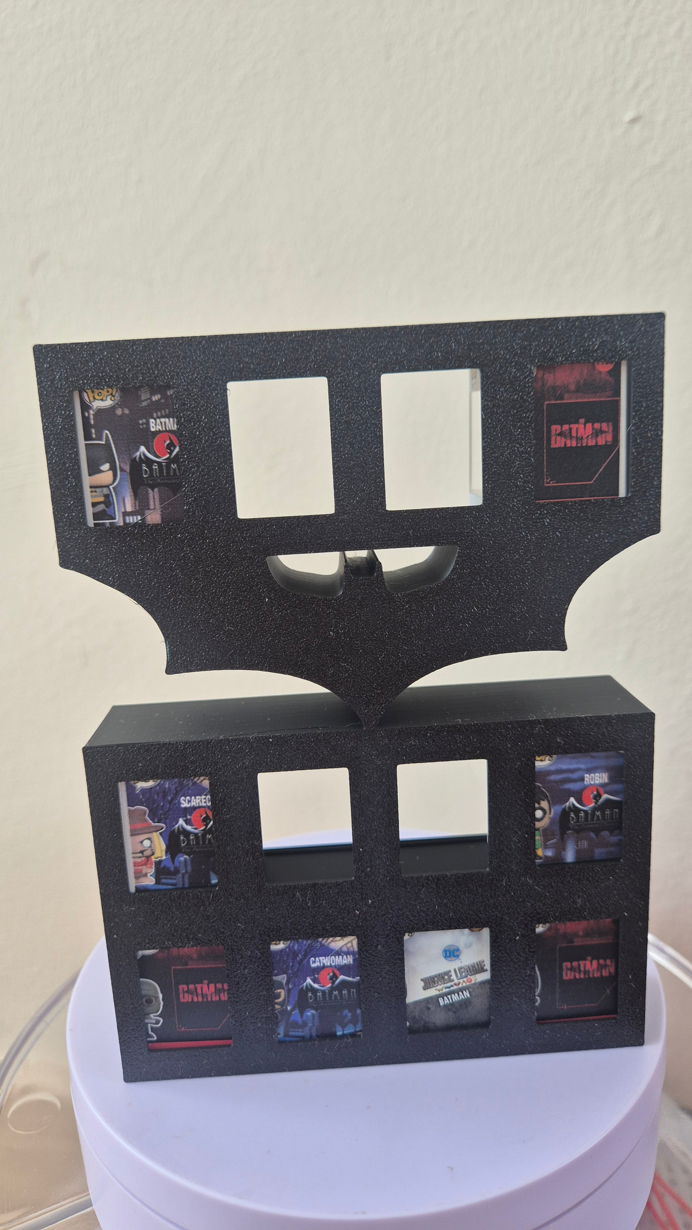 Estantería Batman para Funko Bitty Pop | Expositor DC Comics Impreso en 3D | Exhibidor Mini Funkos Superhéroes - Zascalo.com