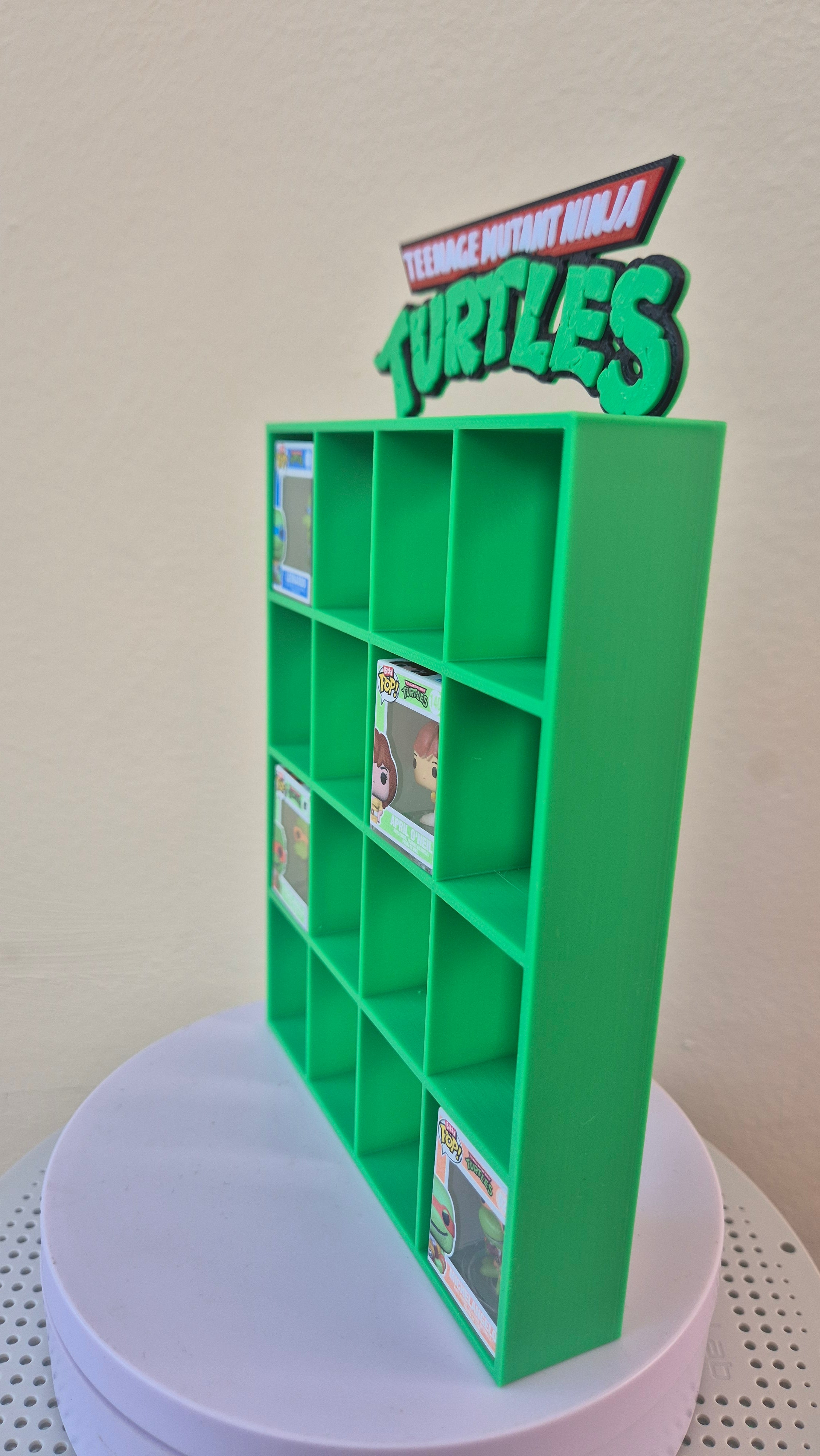 Estantería Tortugas Ninja para Funko Bitty Pop | Expositor Verde con Logo 3D | Soporte para 16 Mini Funkos - Zascalo.com