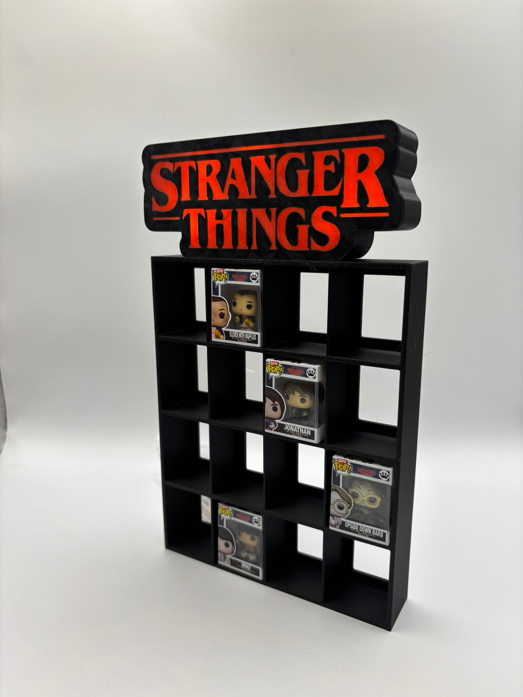 Expositor Bitty Pop Stranger Things con luz