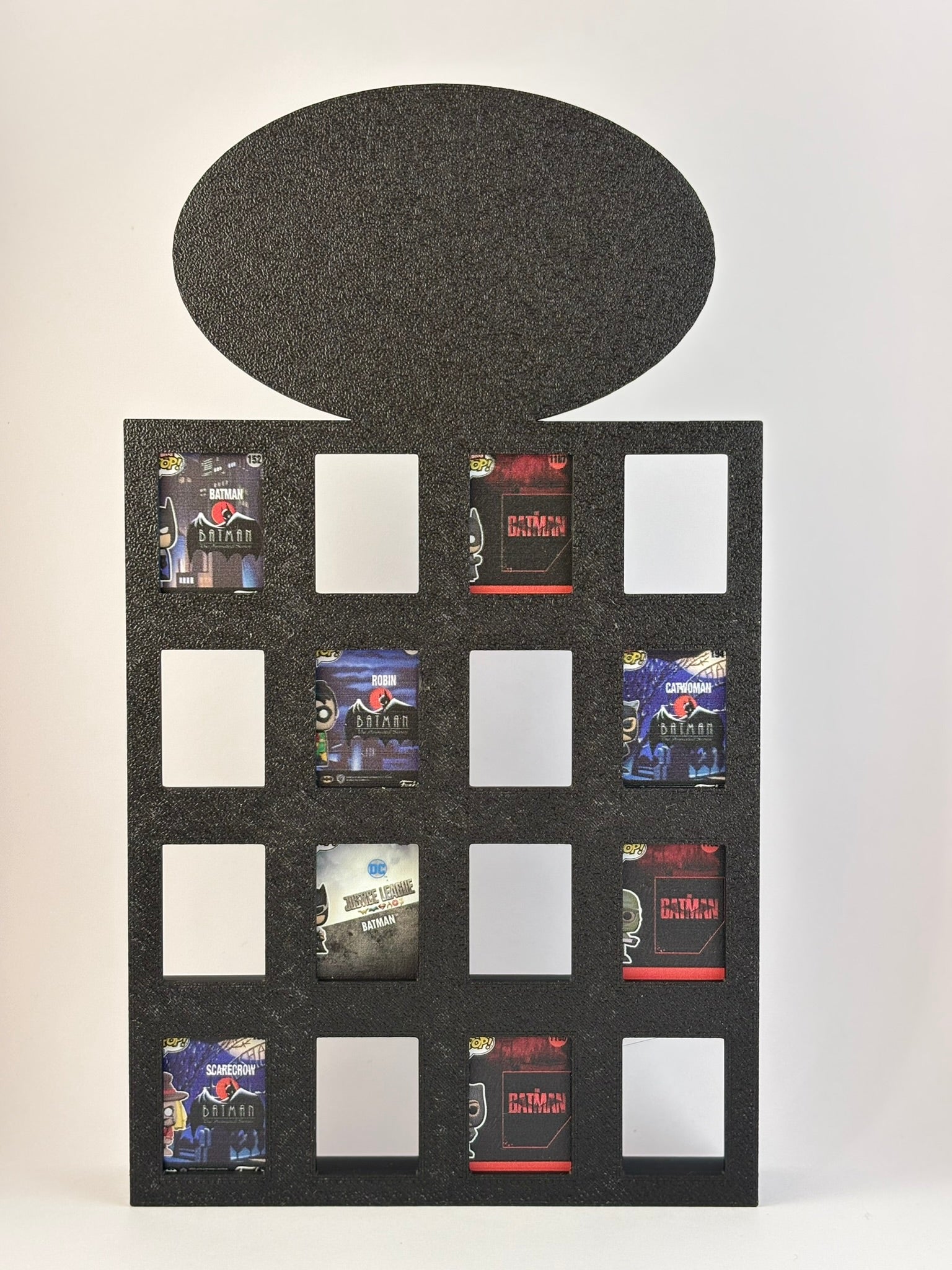 Estantería Batman para Funko Bitty Pop | Expositor Negro con Logo Amarillo 3D | Exhibidor 16 Mini Funkos DC Comics - Zascalo.com