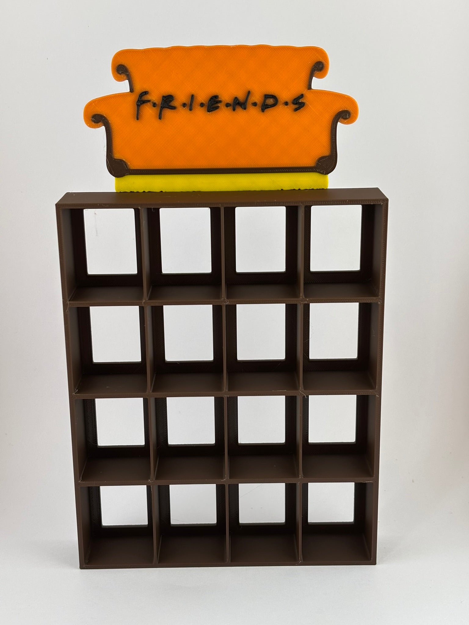 Expositor Display Friends Sofá Bitty Pop 16 Figuras | Colección Funko