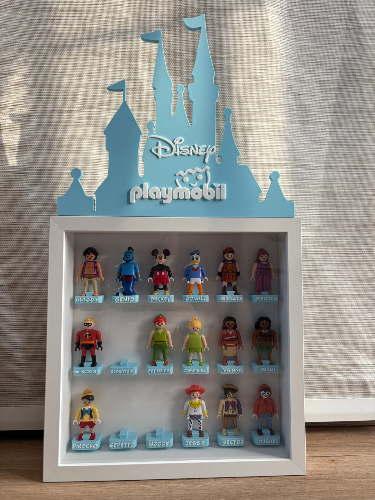 Expositor 3D para Playmobil Disney Kinder Modelo Castillo (Marco Ikea Sannahed 25x25)