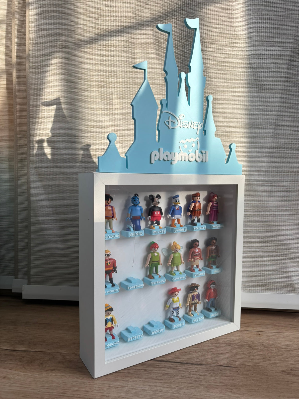 Expositor 3D para Playmobil Disney Kinder Modelo Castillo (Marco Ikea Sannahed 25x25)