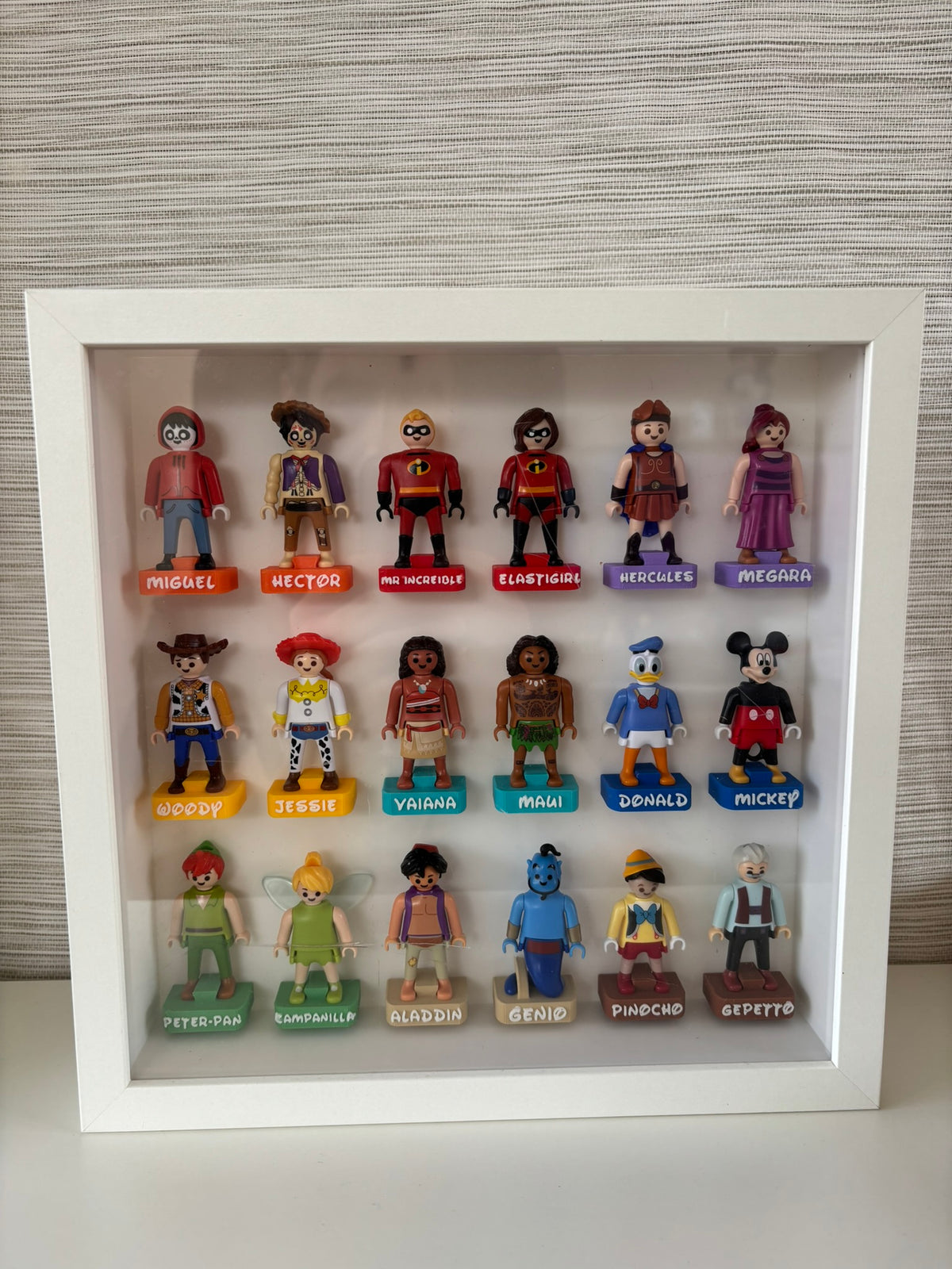 Expositor 3D para Playmobil Disney Kinder (Marco Ikea Sannahed 25x25)