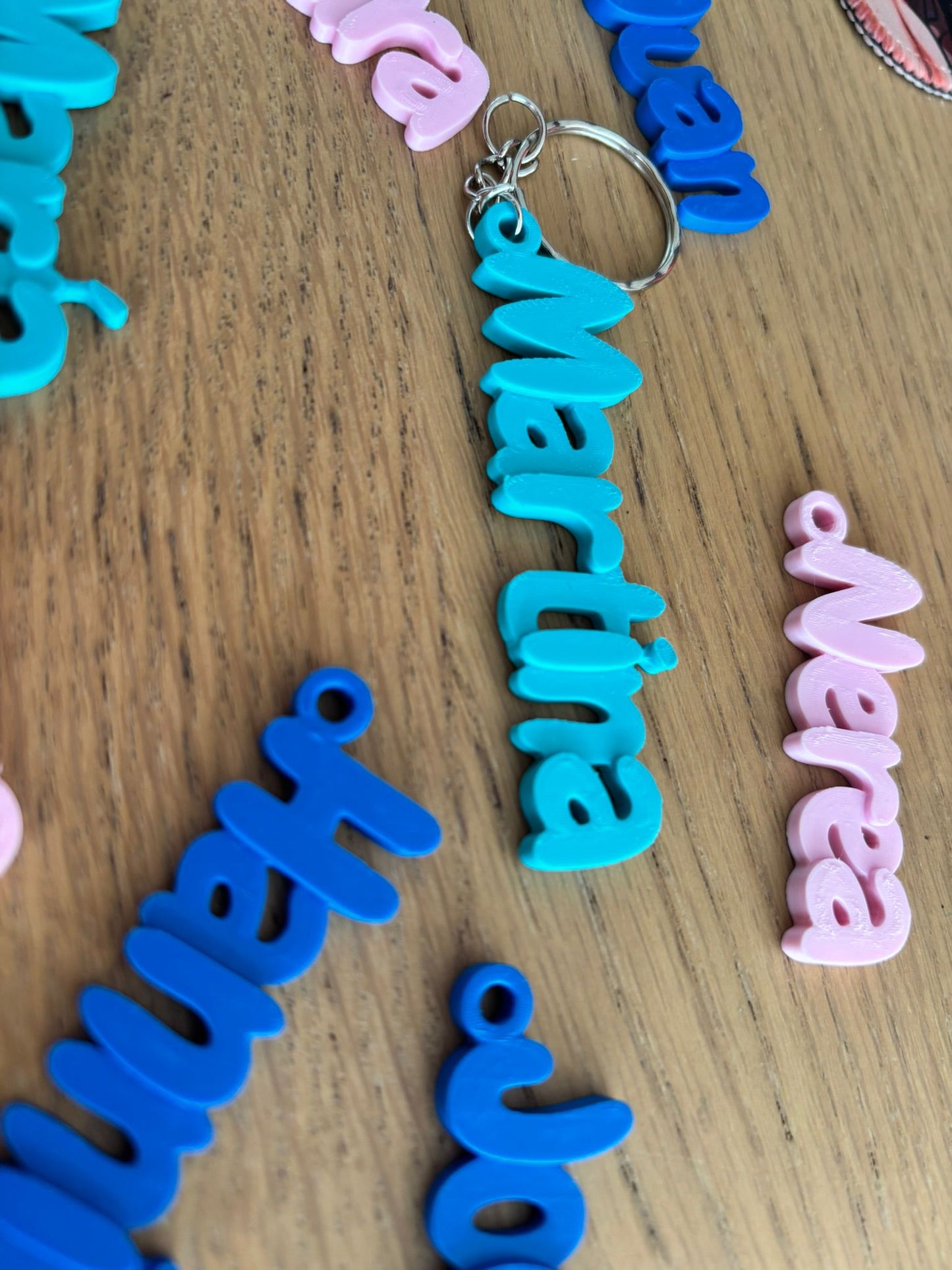 Llaveros Personalizados con Nombre en Relieve (Especial Eventos, Bodas y Fin de Curso)