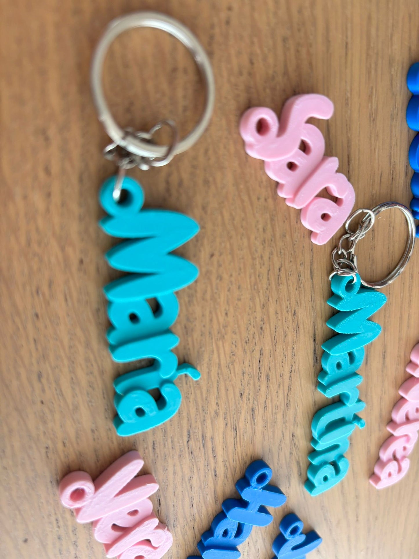 Llaveros Personalizados con Nombre en Relieve (Especial Eventos, Bodas y Fin de Curso)