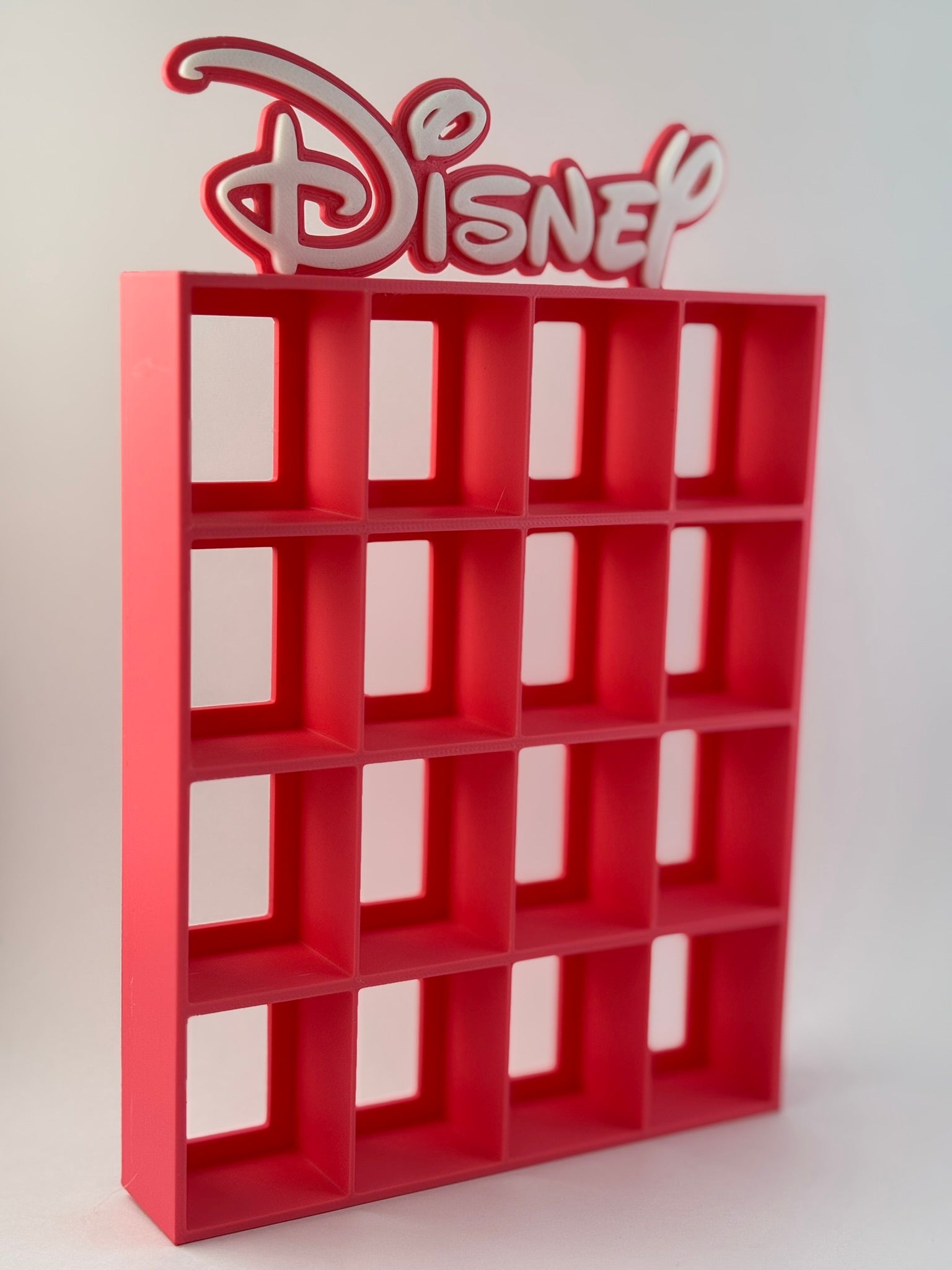 Estantería Disney para Bitty pops de Funko ROSA - soporte para 16 mini funkos Expositor 3D para Mini Funkos | Organizador Coleccionable Disney - Zascalo.com