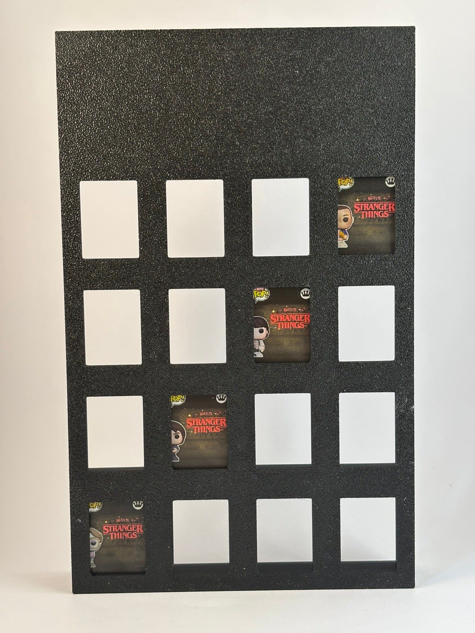 Estantería Display Stranger Things | Expositor Bitty Pop 16 Figuras | Colección Funko - Zascalo.com