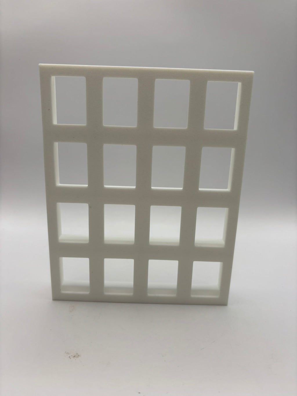 Expositor Bitty Pop 16 huecos básico (blanco) - Zascalo.com