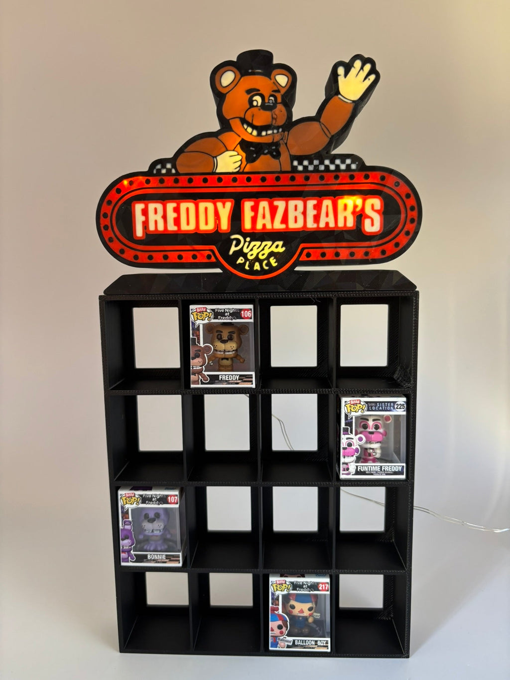 Expositor Bitty Pop Five Nights At Freddy con luz - Zascalo.com