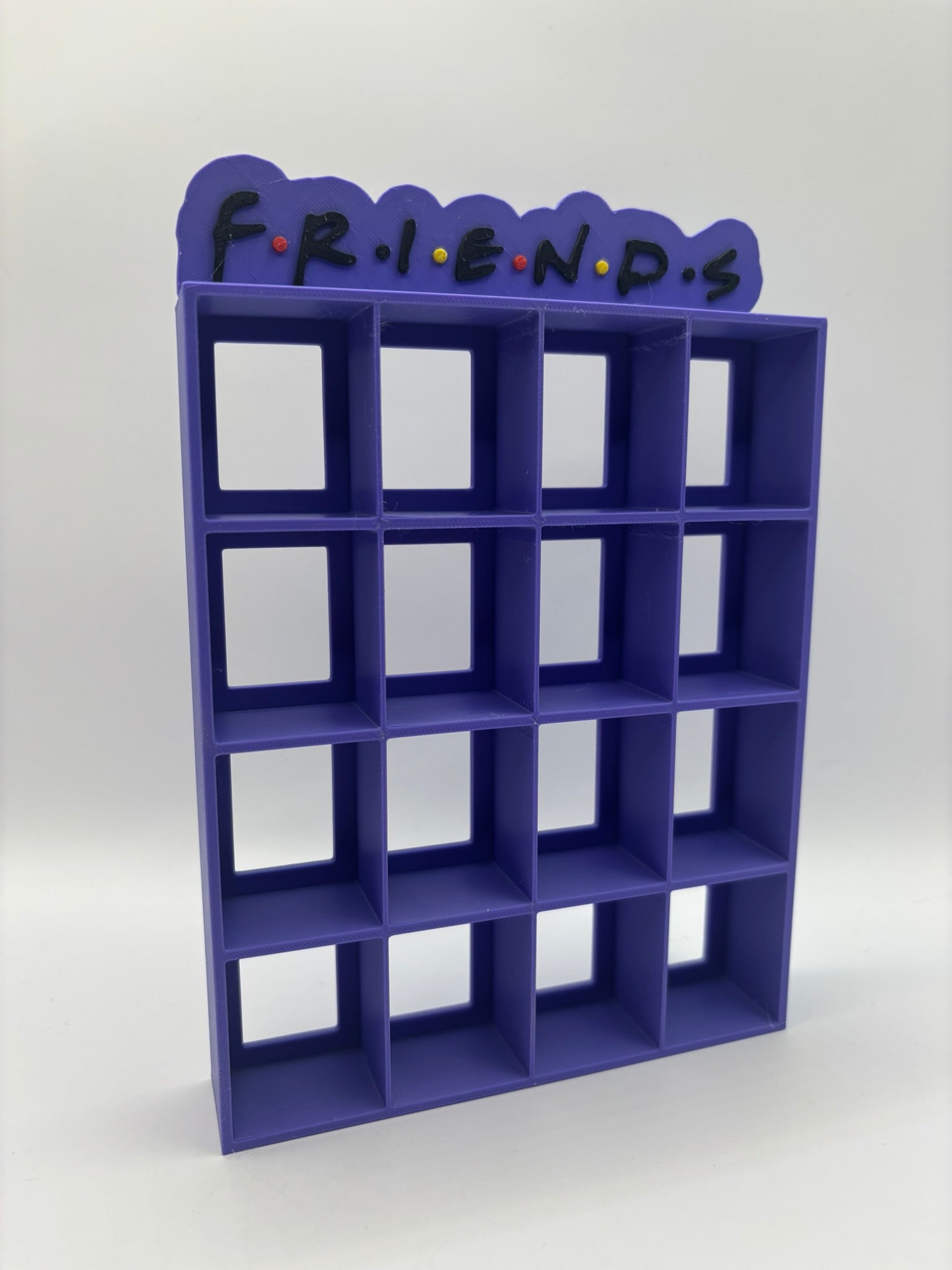 Expositor Bitty Pop Friends logo (morado) - Zascalo.com