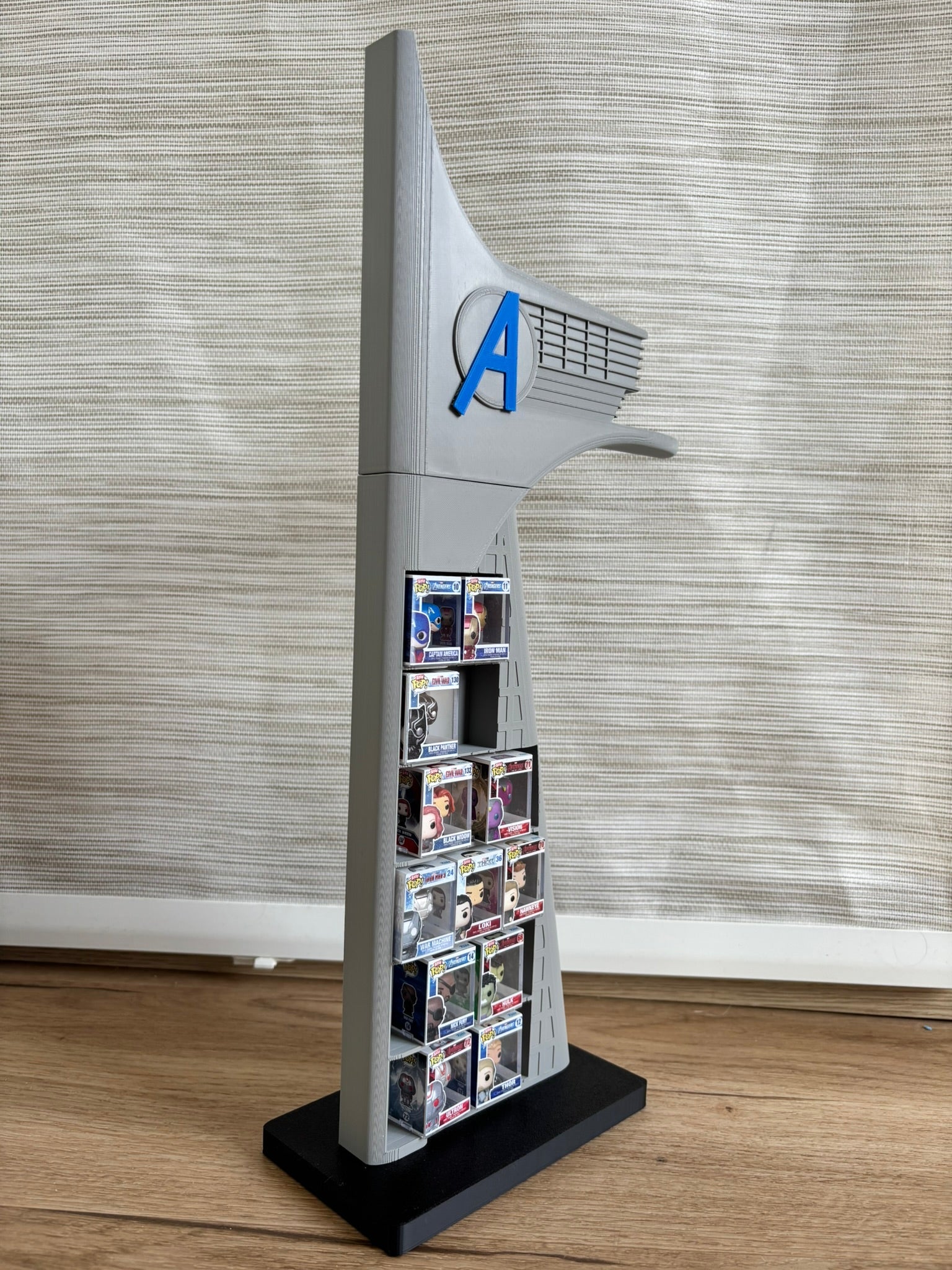 Expositor Bitty Pop Marvel Torre Avengers - Zascalo.com