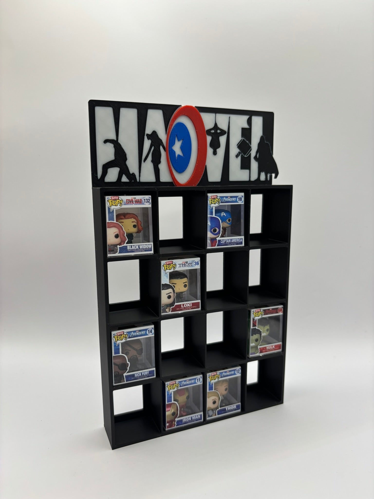 Expositor Display Marvel Escudo Bitty Pop 16 Figuras | Colección Funko - Zascalo.com