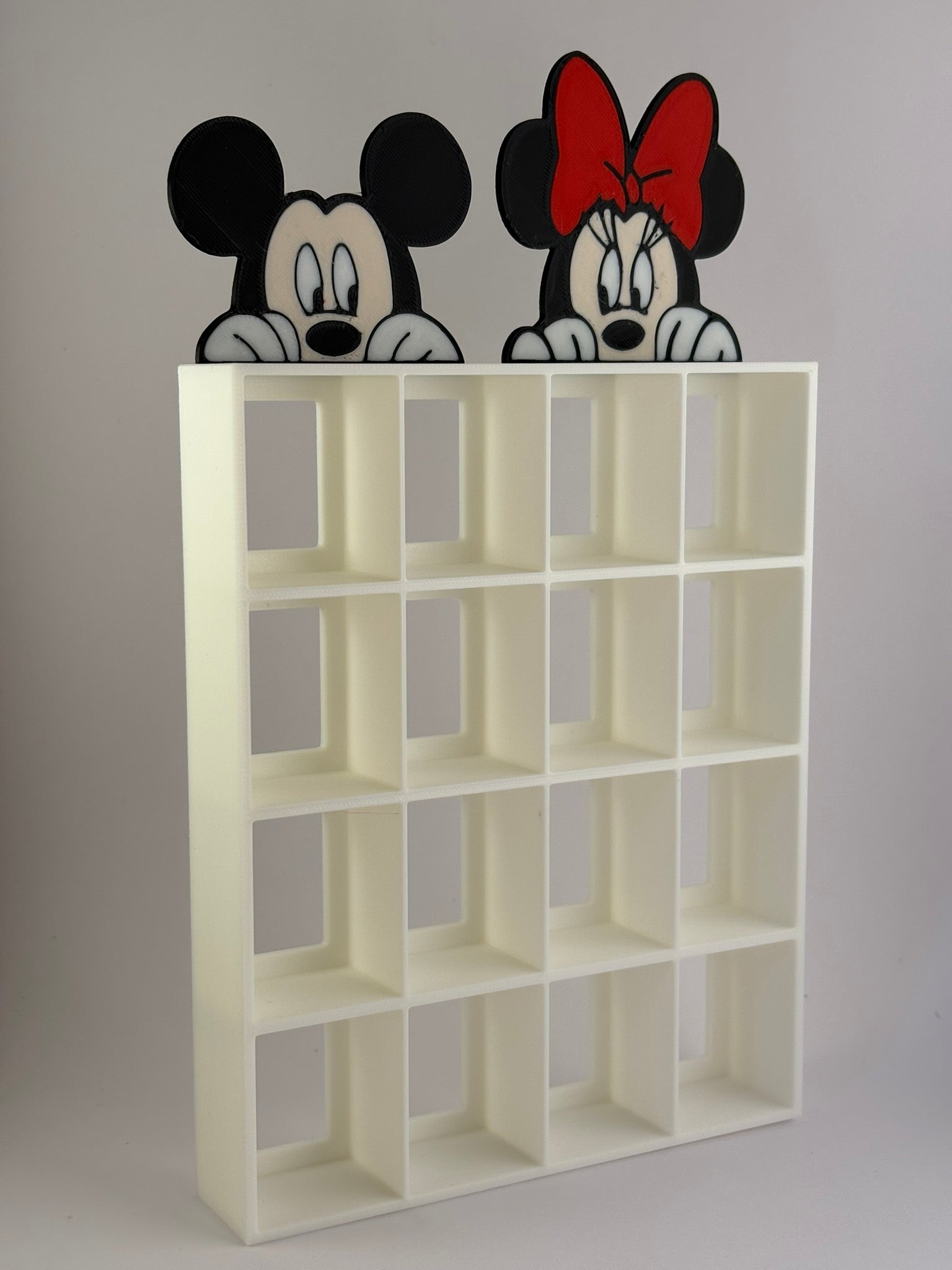 Expositor Estantería Display Mickey y Minnie | 16 Bitty Pop | Decoración Disney para Fans - Zascalo.com