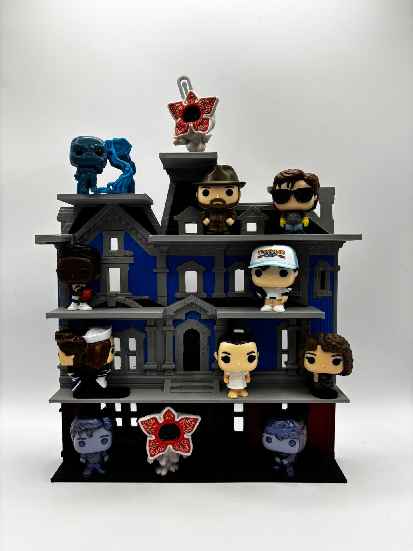 Expositor Kinder Joy Stranger Things - Zascalo.com