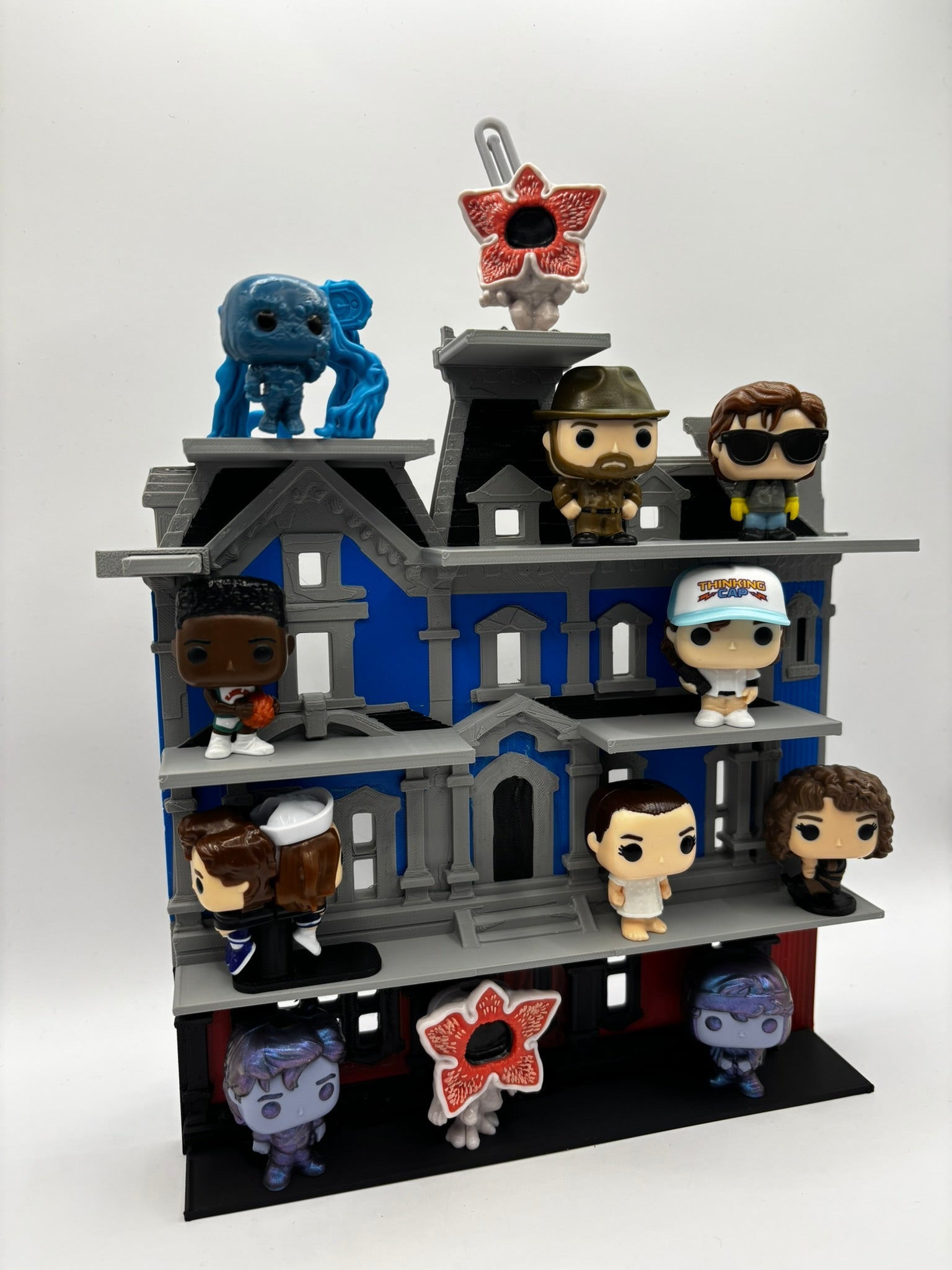 Expositor Kinder Joy Stranger Things - Zascalo.com