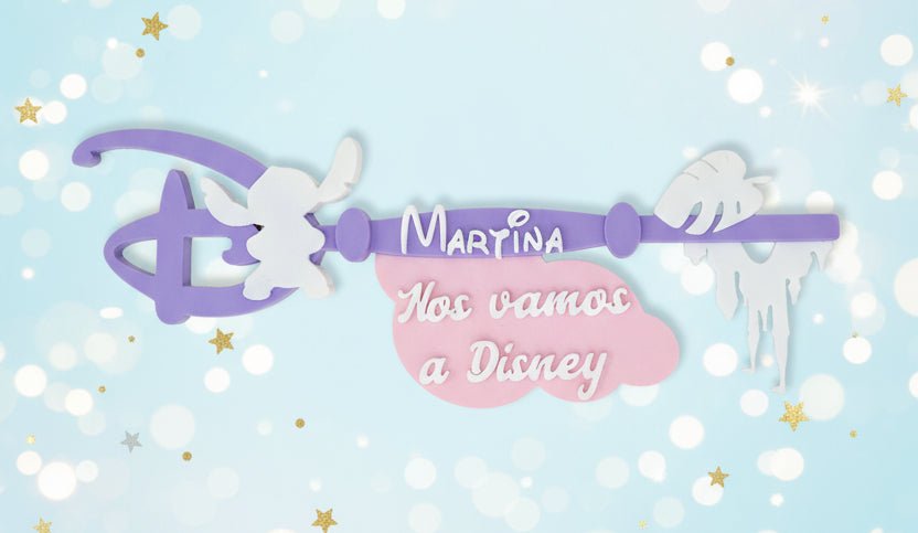 Llave personalizada viaje sorpresa Disney | Regalo original anuncio viaje | Totalmente personalizable texto y colores - Zascalo.com