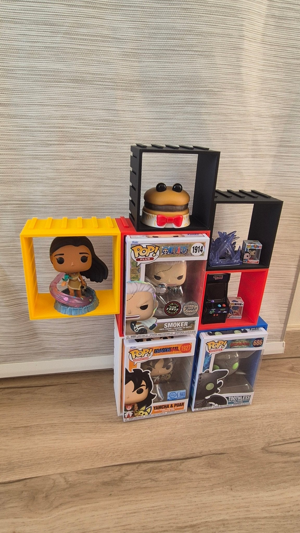 Organiza tu colección Funko con estilo - Modulo Funko Regular CON CAJA - Zascalo.com