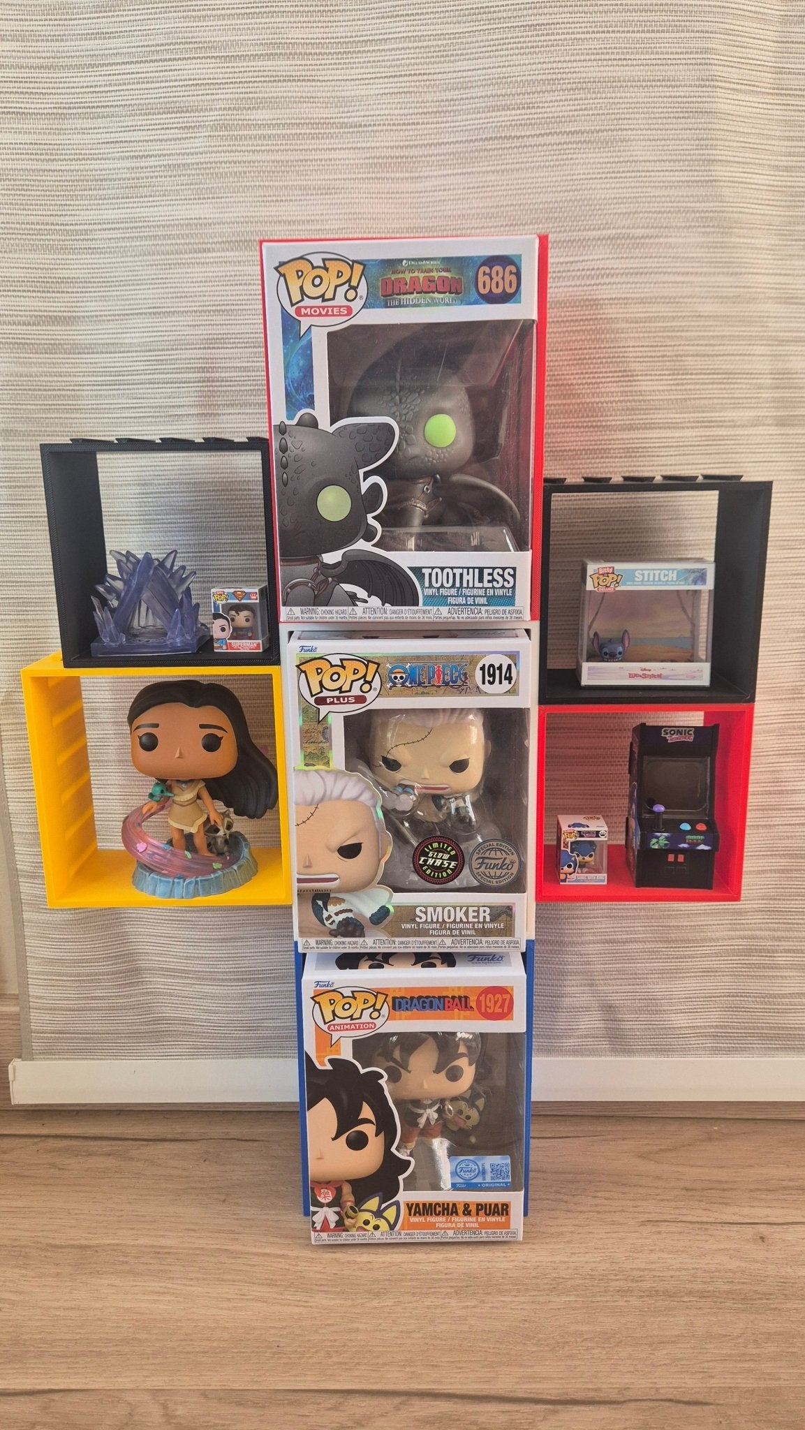 Organiza tu colección Funko con estilo - Modulo Funko Regular CON CAJA - Zascalo.com